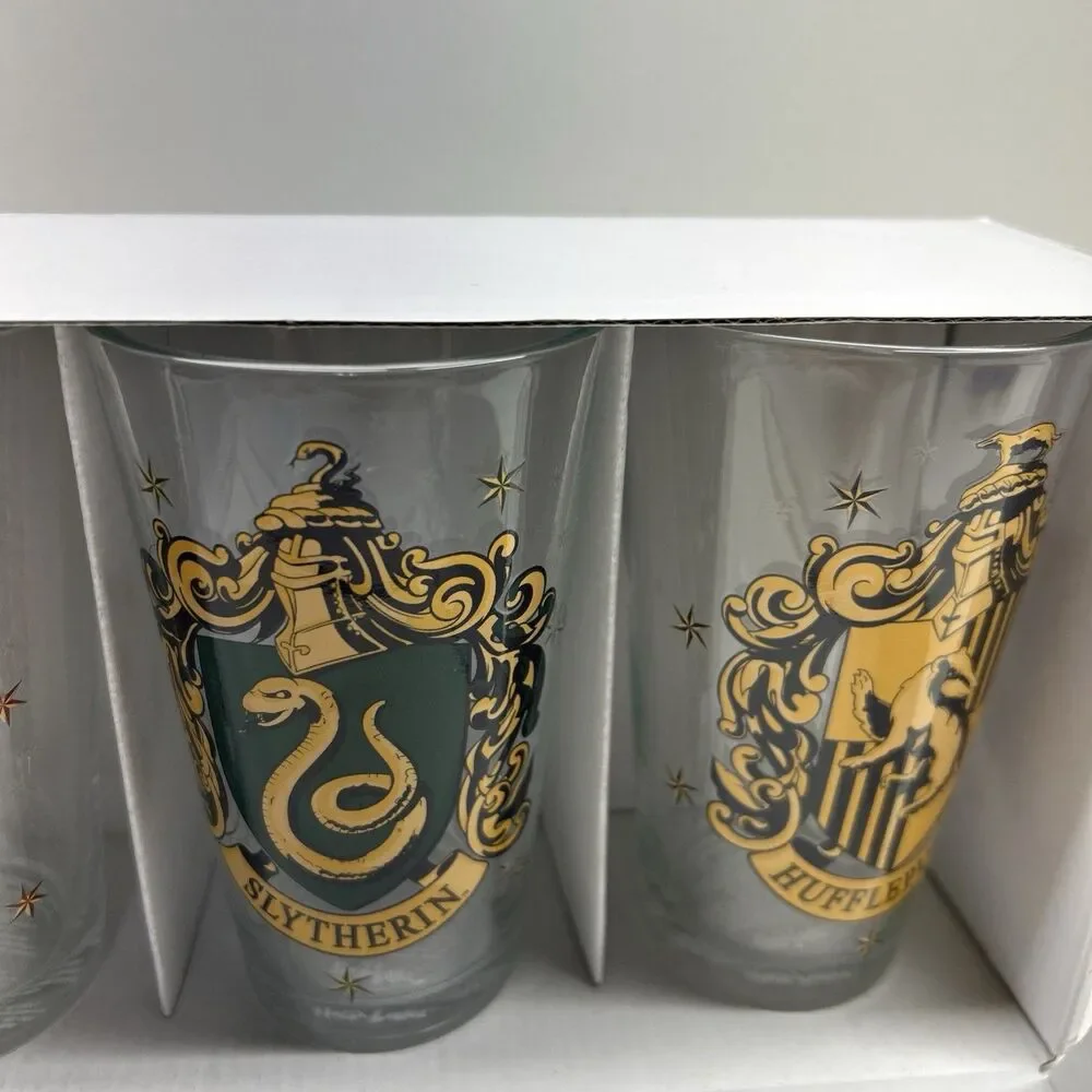 Harry Potter School Sigils Pint Beer Glass Set of Four New/Unused-Slytherin‎